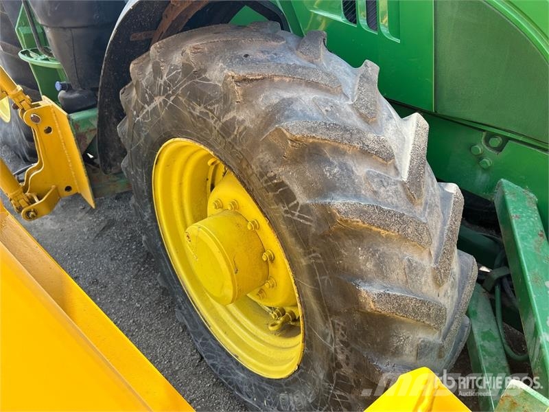John Deere 6155M Tractoren