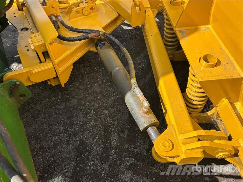 John Deere 6155M Tractoren