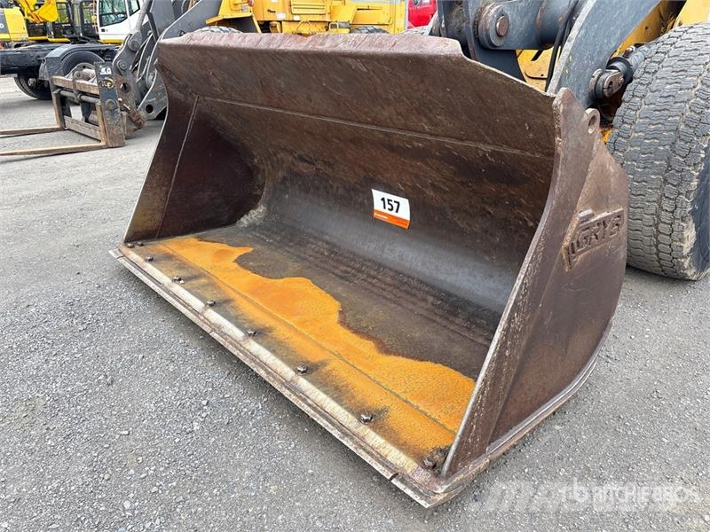 John Deere 624K Kolesni nakladalci