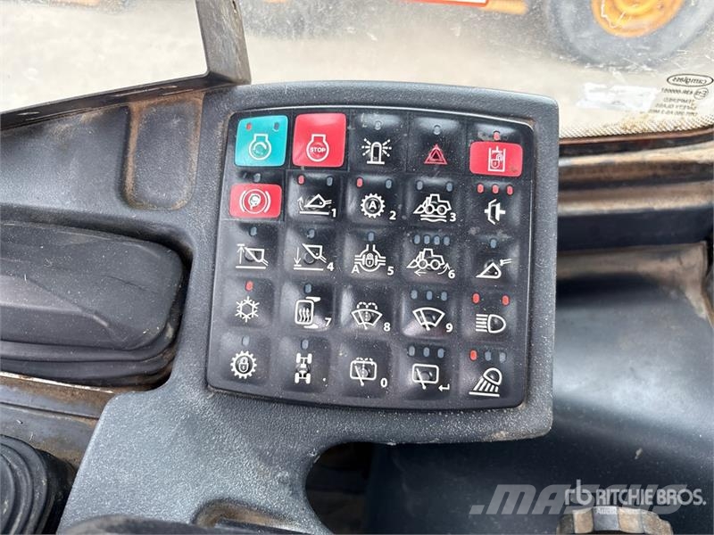 John Deere 624K Kolesni nakladalci