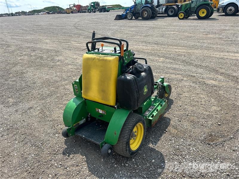 John Deere 636M QT Stand-On Lawn Mower Riding mowers