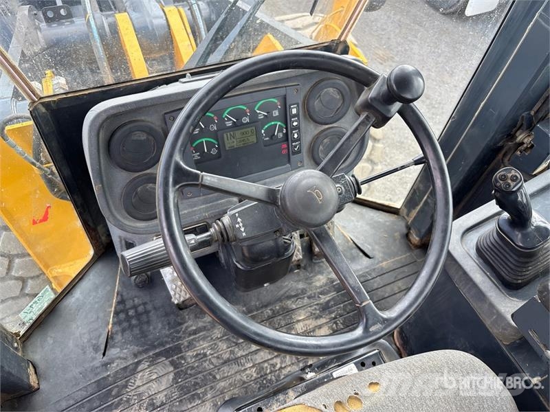 John Deere 644J 轮式装载机