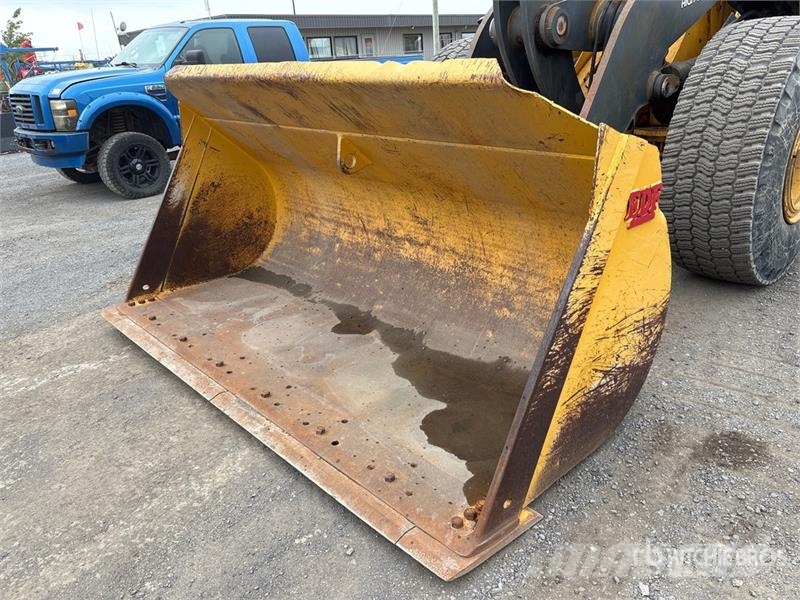 John Deere 644J Iekrāvēji uz riteņiem