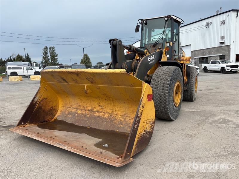 John Deere 644J Iekrāvēji uz riteņiem