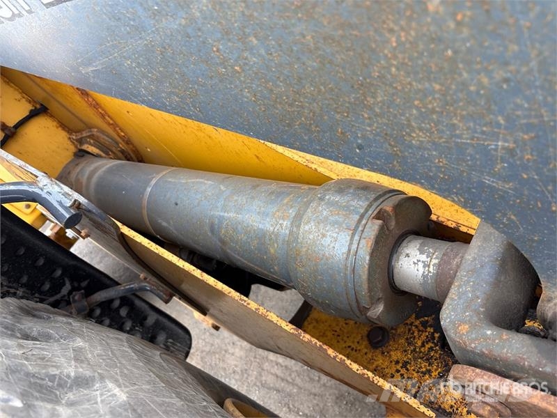 John Deere 644J Iekrāvēji uz riteņiem