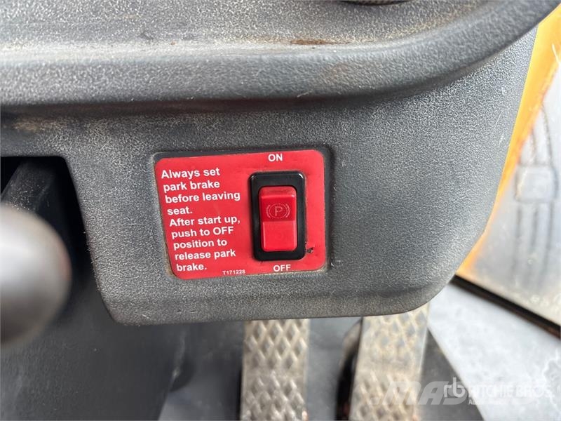 John Deere 644J Iekrāvēji uz riteņiem