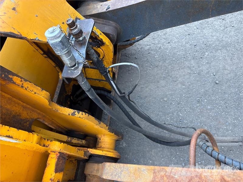 John Deere 644J Iekrāvēji uz riteņiem