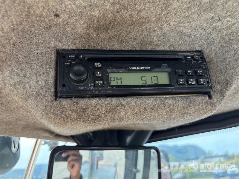 John Deere 644J Iekrāvēji uz riteņiem