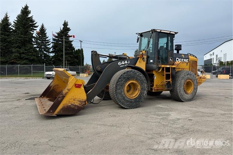 John Deere 644J Iekrāvēji uz riteņiem