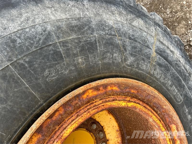 John Deere 644K Wheel Loader Wheel loaders