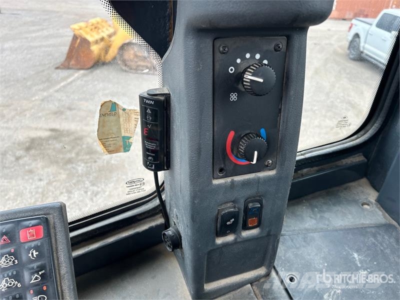 John Deere 644K Wheel Loader Wheel loaders