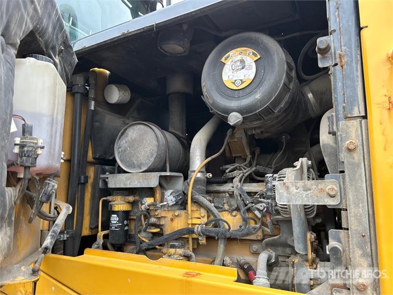 John Deere 644K Wheel Loader Wheel loaders