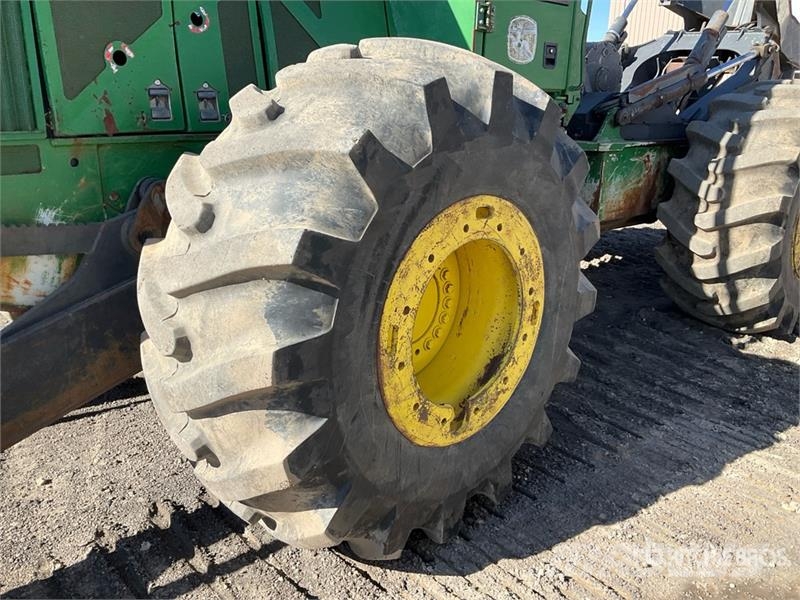 John Deere 648L 4x4 Skidder Stammholzschlepper