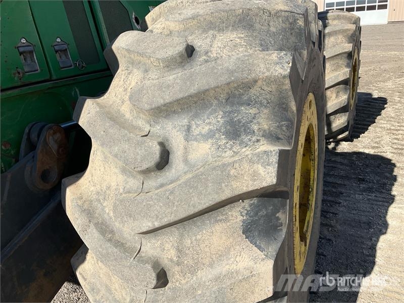 John Deere 648L 4x4 Skidder Stammholzschlepper