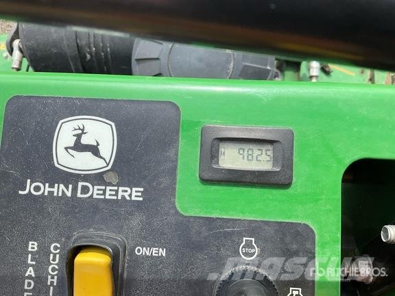 John Deere 648R Stand-On Lawn Mower ركوب الحشائش