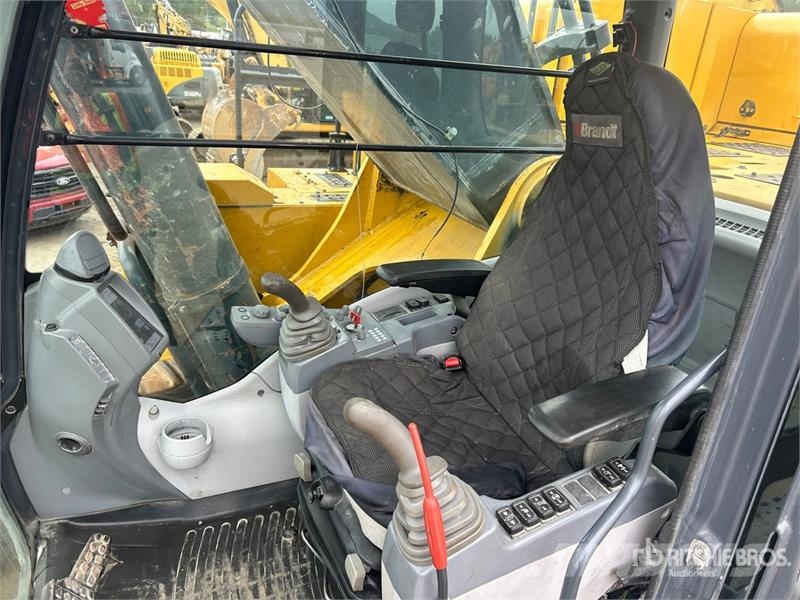 John Deere 670G LC Tracked Excavator Raupenbagger