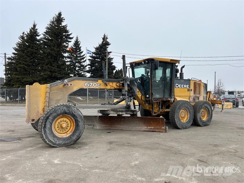 John Deere 670G Motor Grader Grejderi