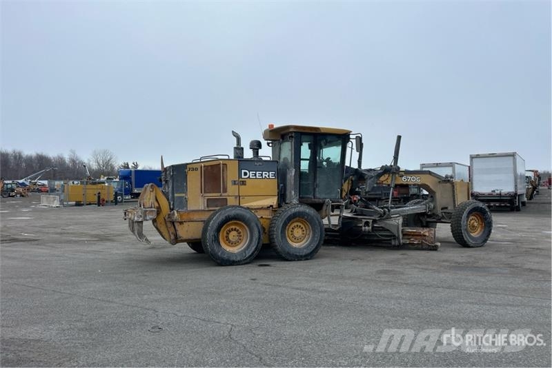 John Deere 670G Motor Grader Grejderi