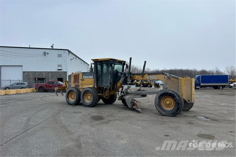 John Deere 670G Motor Grader Grejderi