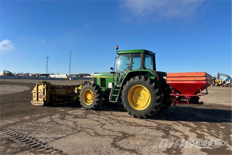 John Deere 6910 4WD Tractor Tracteur