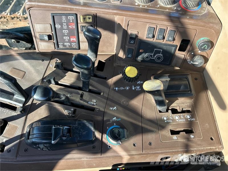 John Deere 6910 4WD Tractor Tracteur