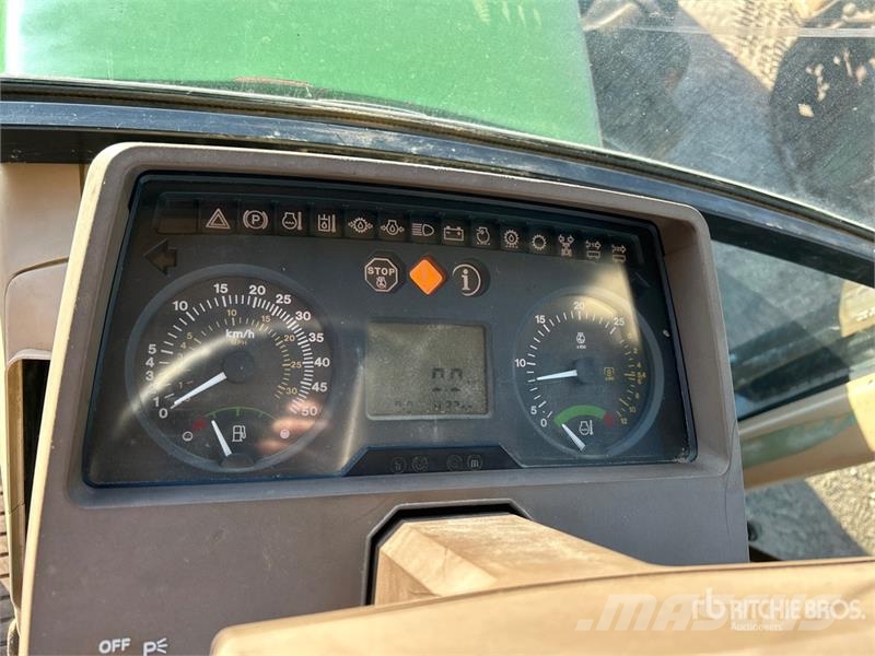 John Deere 6910 4WD Tractor Tracteur