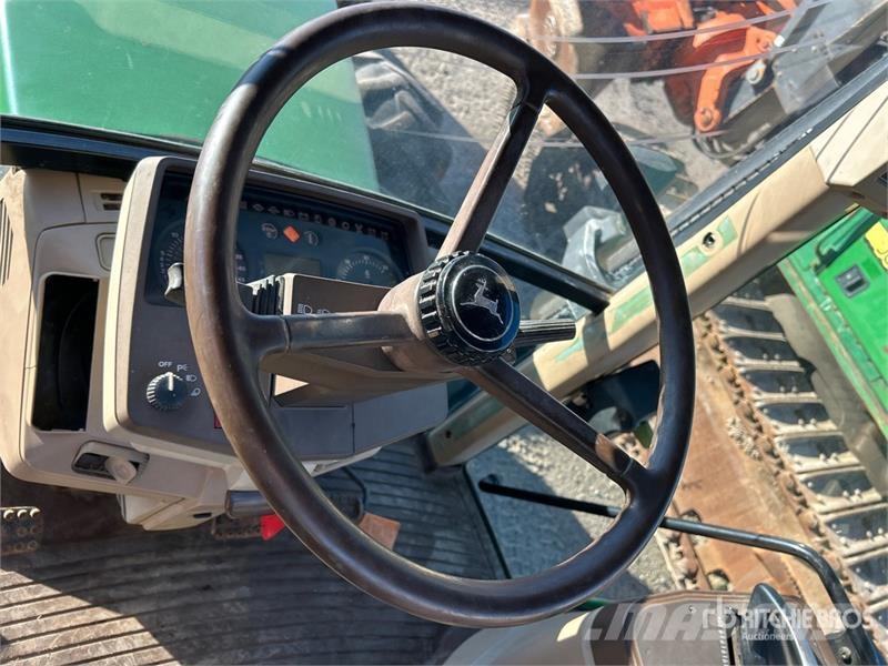 John Deere 6910 4WD Tractor Tracteur