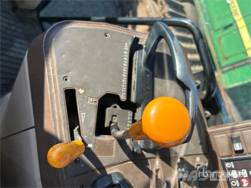 John Deere 6910 4WD Tractor Tracteur