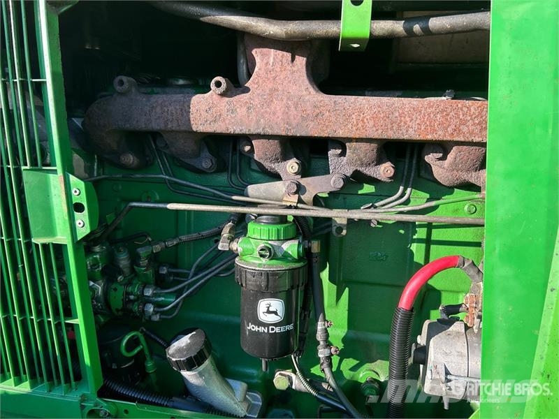 John Deere 6910 4WD Tractor Tracteur