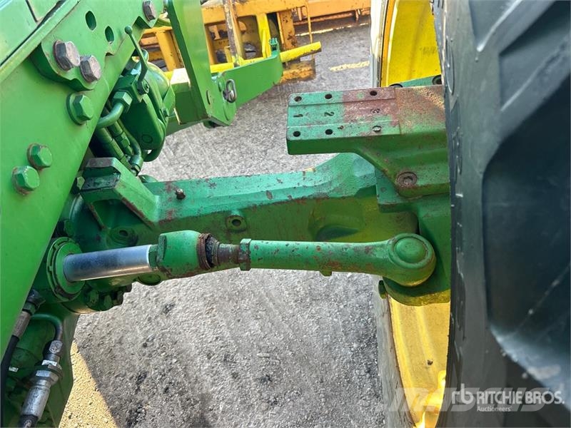 John Deere 6910 4WD Tractor Tracteur
