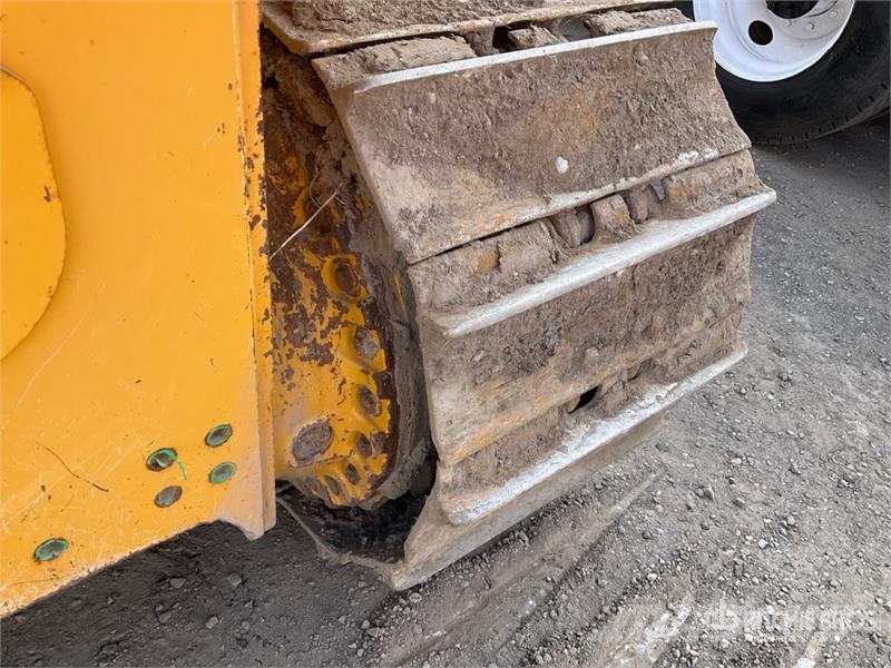 John Deere 700K XLT Pásové dozery