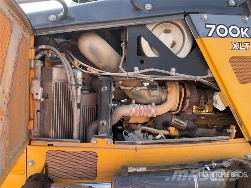 John Deere 700K XLT Pásové dozery