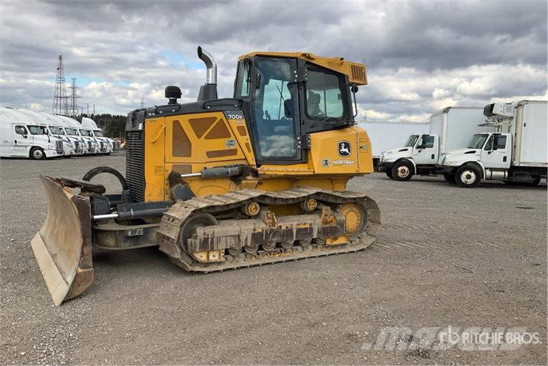 John Deere 700K XLT Pásové dozery