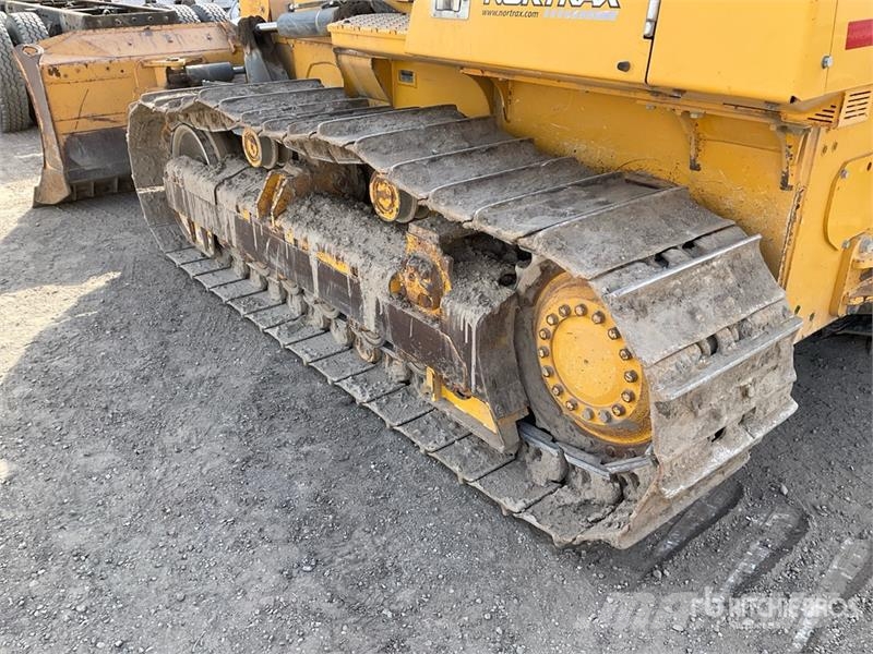 John Deere 700K XLT Pásové dozery