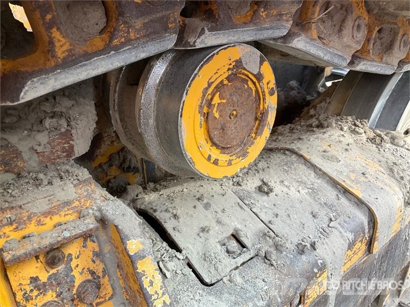 John Deere 700K XLT Pásové dozery
