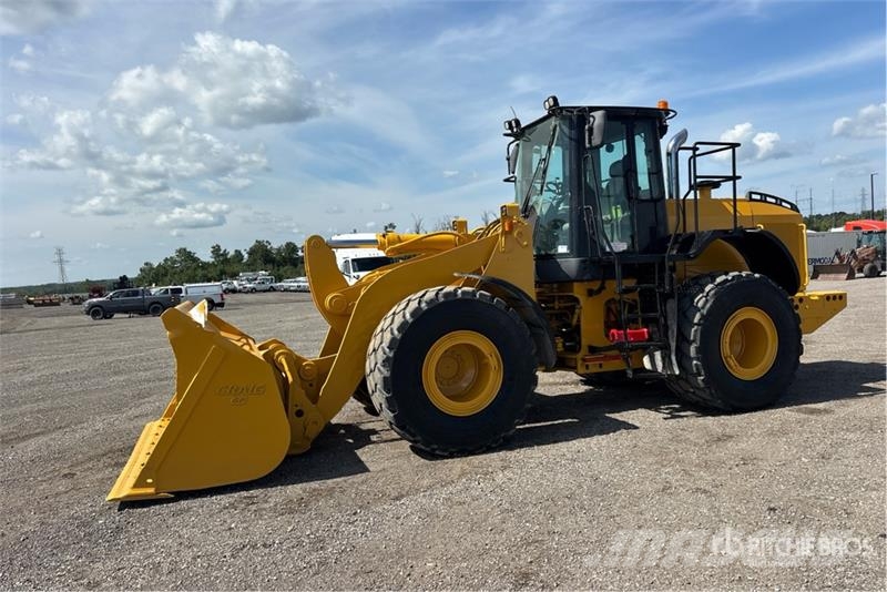 John Deere 724K Wheel loaders
