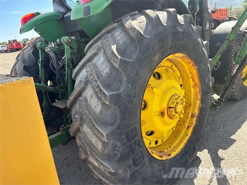John Deere 7330 Traktorid