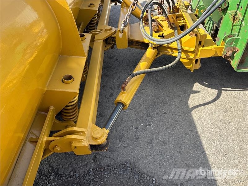 John Deere 7330 Traktorid