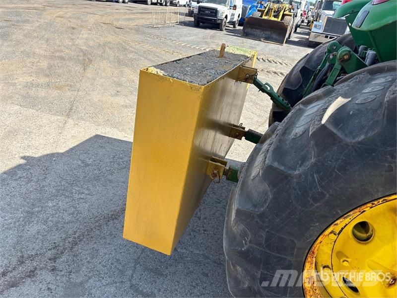 John Deere 7330 Traktorid