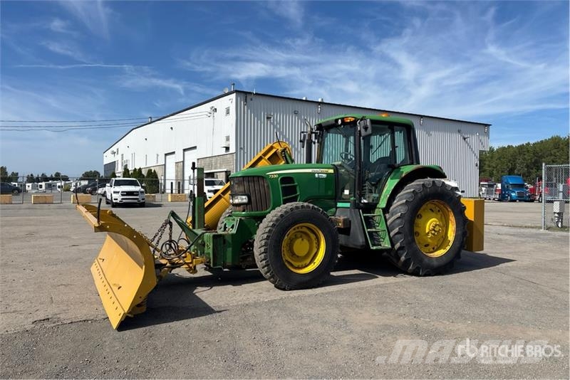 John Deere 7330 Traktorid