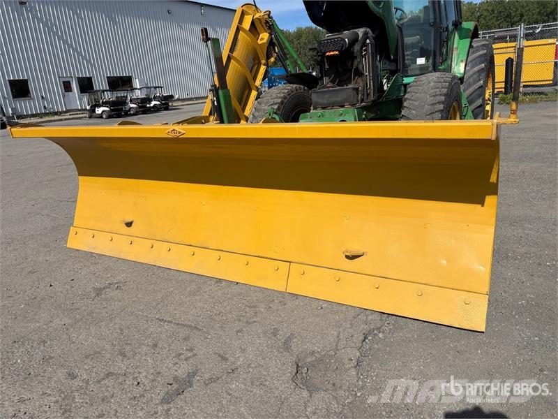 John Deere 7330 Traktorid