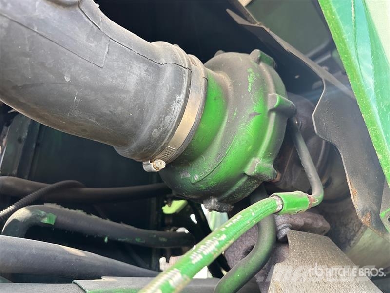 John Deere 7330 Traktorid