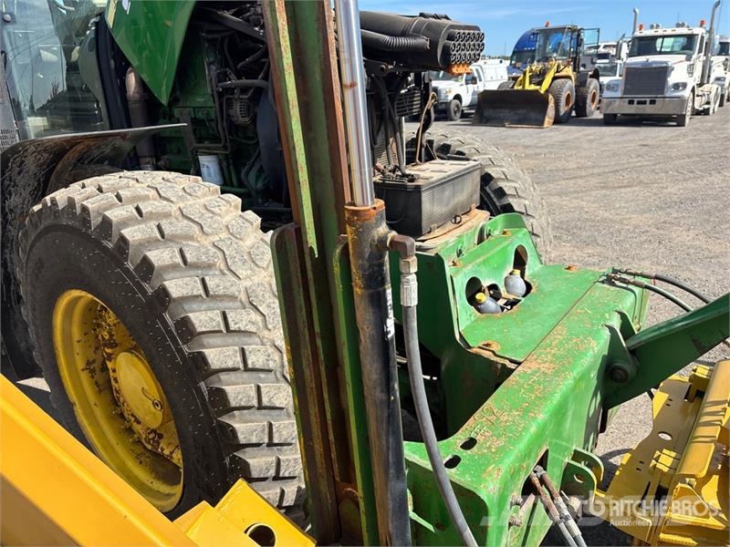 John Deere 7330 Traktorid