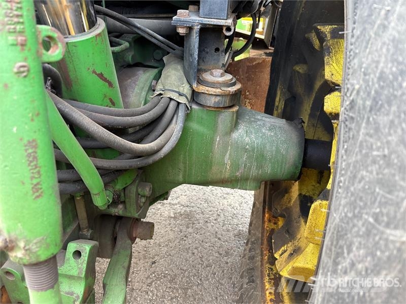 John Deere 7330 Traktorid