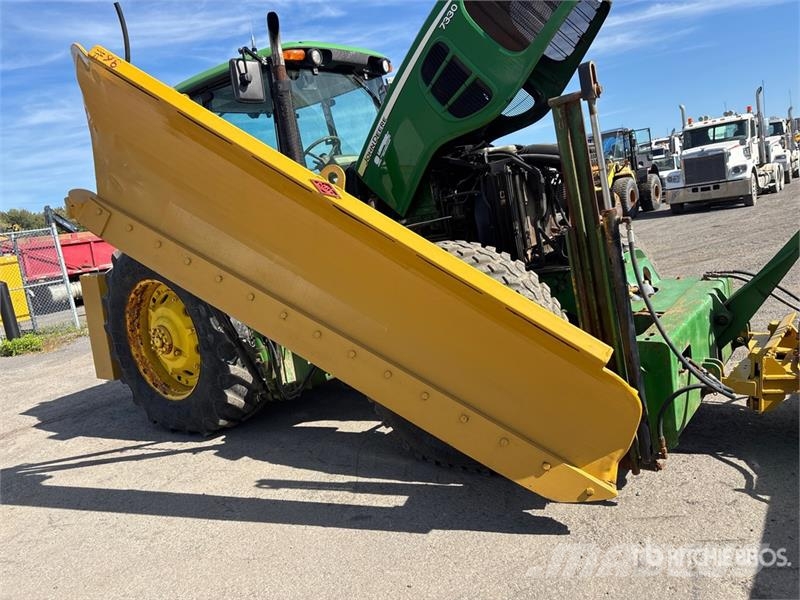 John Deere 7330 Traktorid