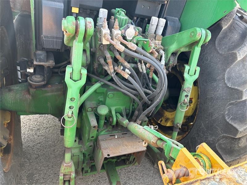 John Deere 7330 Traktorid