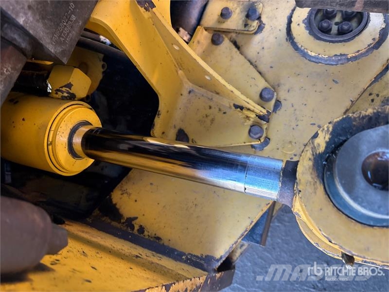John Deere 744K Wheel loaders