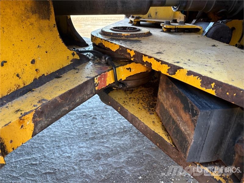 John Deere 744K Wheel loaders