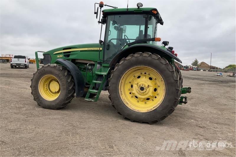 John Deere 7630 Tractoren