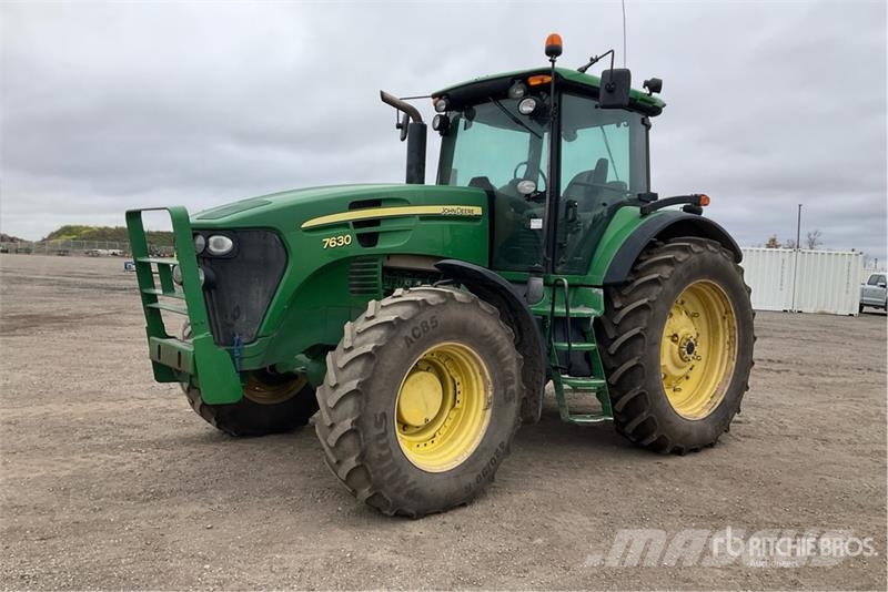 John Deere 7630 Tractoren